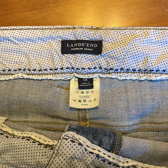 Vintage Lands’ End Size 14 Jean Skirt, 21.5 inch length, front and back pockets - Picture 3 of 3